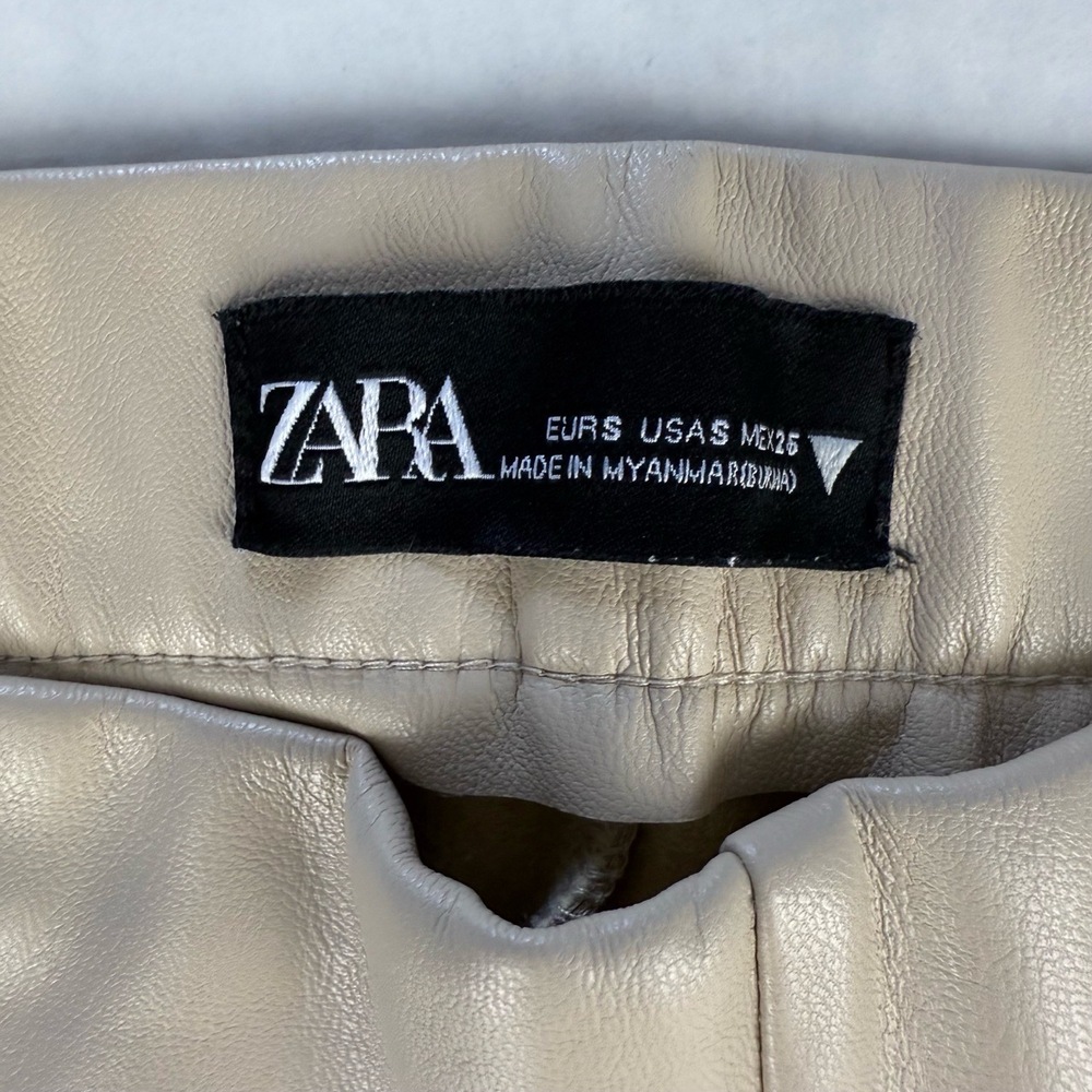 Zara Faux Leather Pants Womens Size Small Beige Skinny Ankle‎ Zipper Hem Modern - Picture 5 of 10